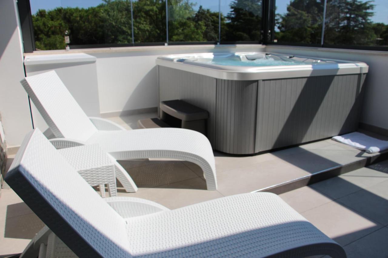 Hotel La Pigna Lignano Sabbiadoro Exterior photo